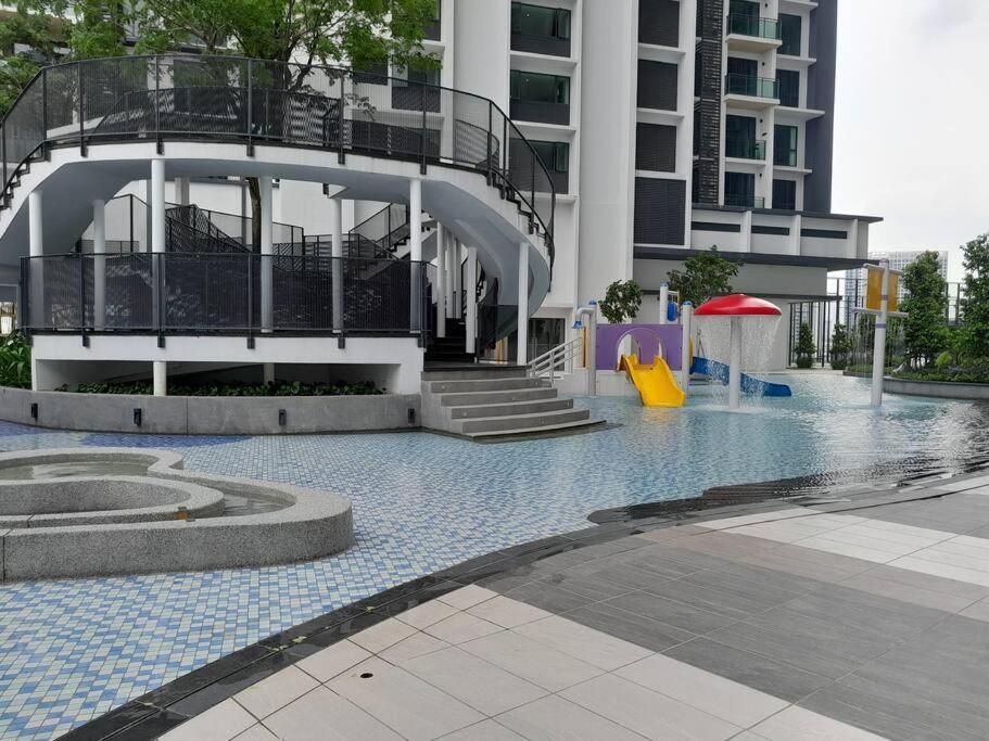 Pangsapuri Minimalist Luxury 3bedroom For 6 Pax Kuala Lumpur